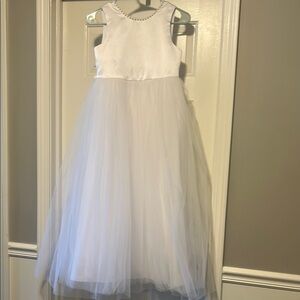 Elegant girls White Communion/Flower Girl Dress